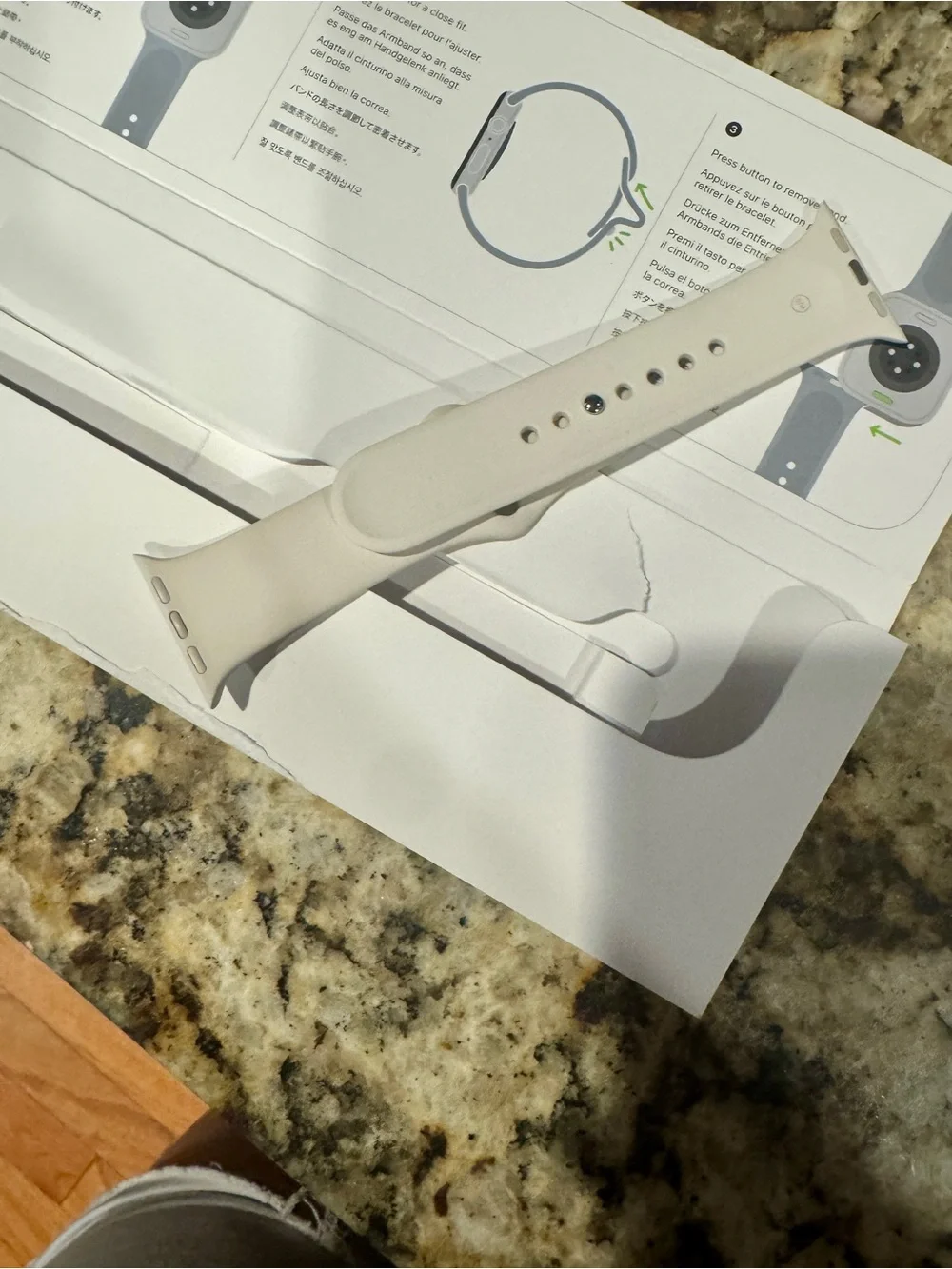 Original Apple Watch Starlight Sport Band S/M For Apple Watch 40mm Starlight